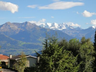 Aussicht Oberhofen - Blick Richtung Jungfrau
